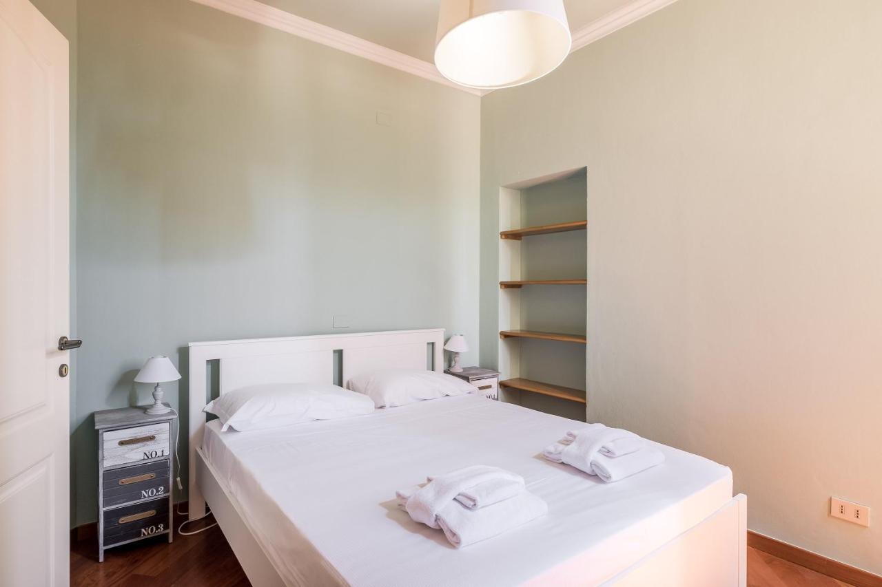 Apartamento A Pochi Passi Dalla Finestrella Di Via Piella By Wonderful Italy Bolonia Exterior foto