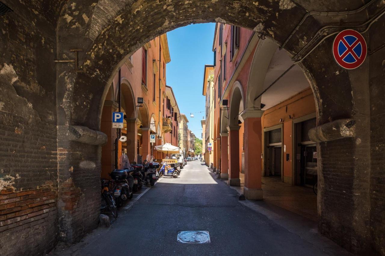 Apartamento A Pochi Passi Dalla Finestrella Di Via Piella By Wonderful Italy Bolonia Exterior foto