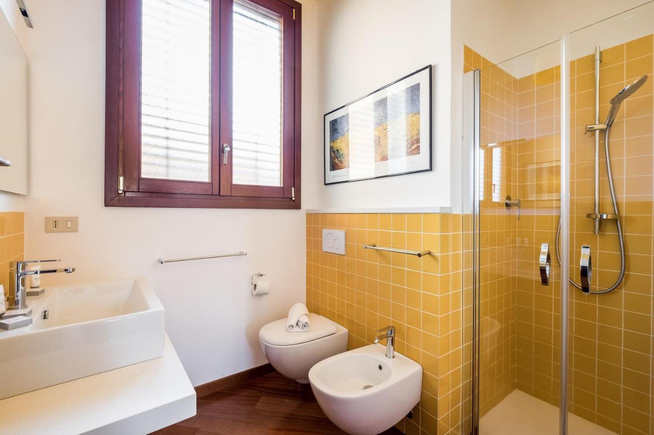 Apartamento A Pochi Passi Dalla Finestrella Di Via Piella By Wonderful Italy Bolonia Exterior foto